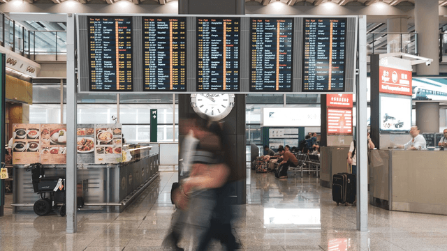Best Travel Credit Cards Malaysia 2026 β Miles & Lounge, Ranked