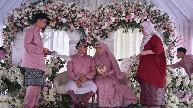 Wedding Costs in Malaysia 2026 β How Much to Save and Where the Money Goes